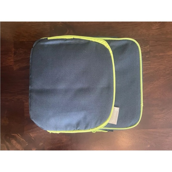 Blue and Green Bentology Lunch Box - Picture 1 of 4